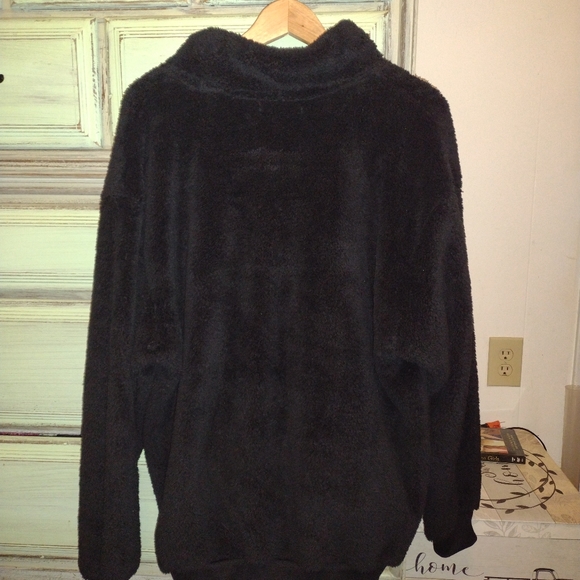 Cherish very soft new with tag fury pullover in black and a size large - Picture 2 of 3